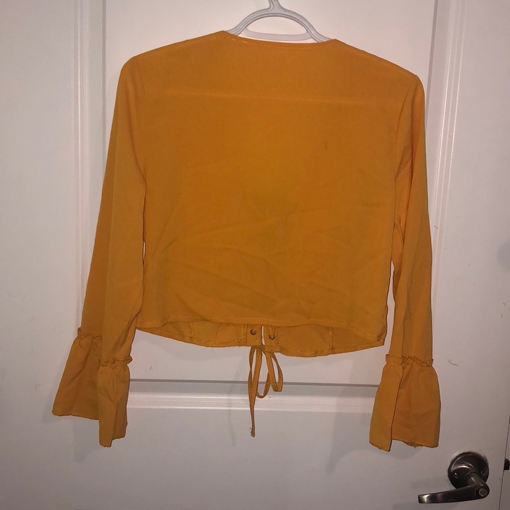 Yellow ruffle top - Picture 2 of 3